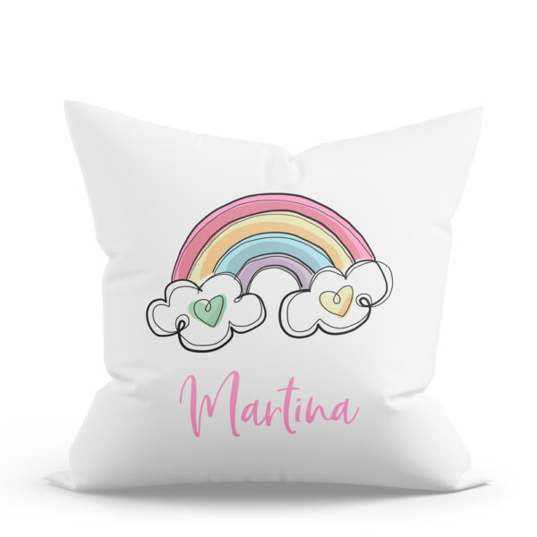 COJÍN PERSONALIZADO ARCOÍRIS CORAZONES - Imagen 2