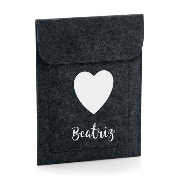 FUNDA TABLET PERSONALIZADA FIELTRO CORAZÓN