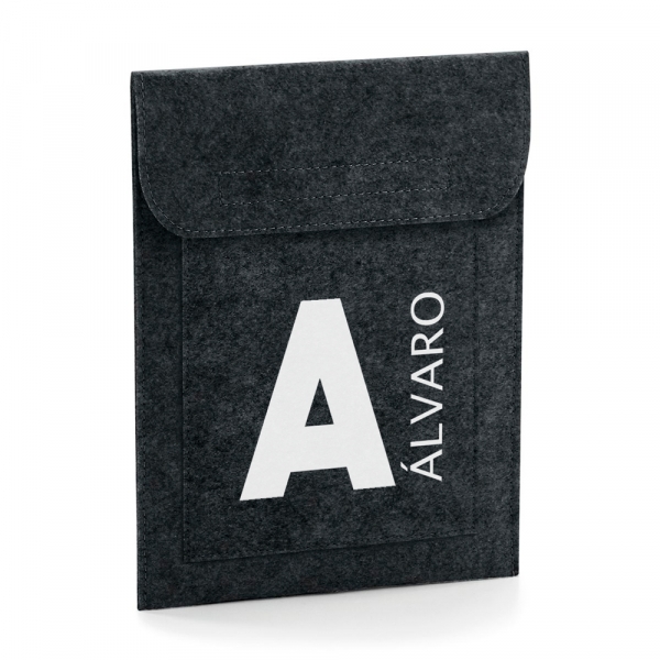FUNDA TABLET PERSONALIZADA FIELTRO INICIAL NOMBRE AL LADO - Imagen 2