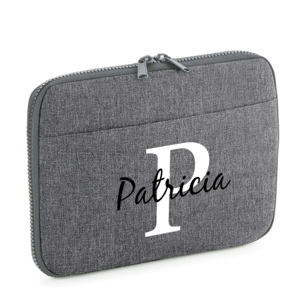 FUNDA ORGANIZADOR PERSONALIZADO TABLET BOSTON  - INICIAL NOMBRE ENCIMA