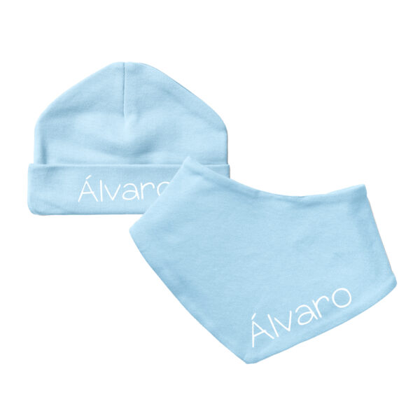 CONJUNTO BEBÉ PERSONALIZADO BABERO BANDANA Y GORRITO