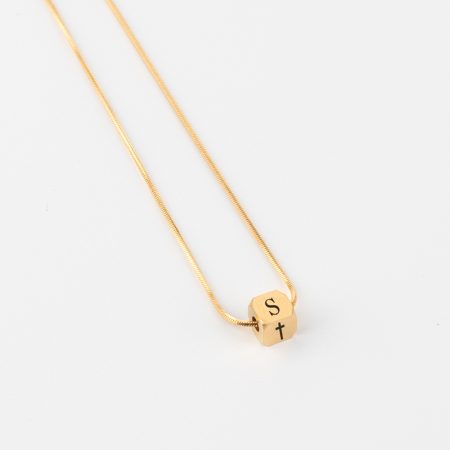 Collar-personalizado-Brooke-dorado-especial-comunion