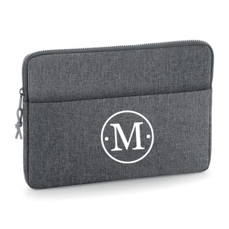Funda-portatil-personalizada-boston-gris-inicial-circulo-centrado-grande