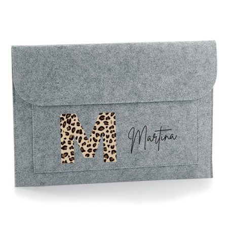 Funda-portatil-personalizada-fieltro-gris-inicial-leopardo